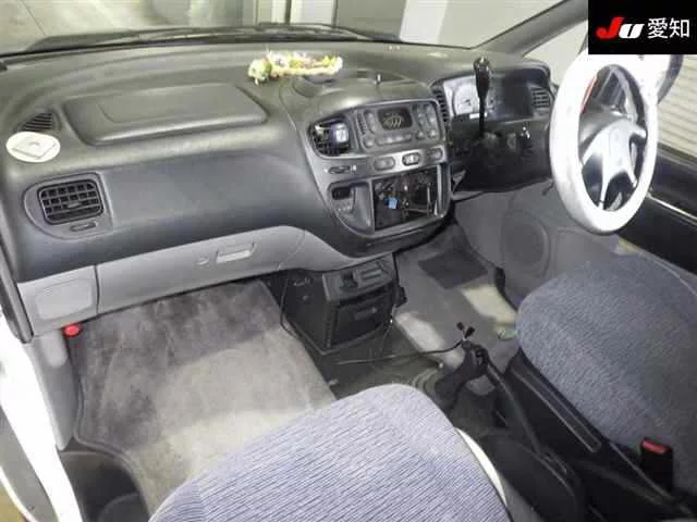 Mitsubishi DELICA