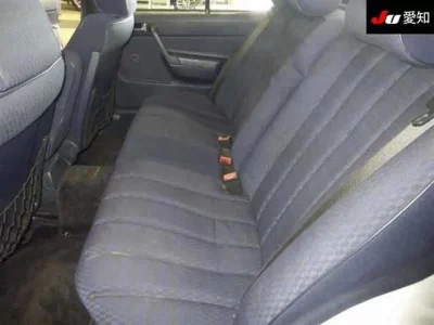 Mercedes-Benz 190 SERIES