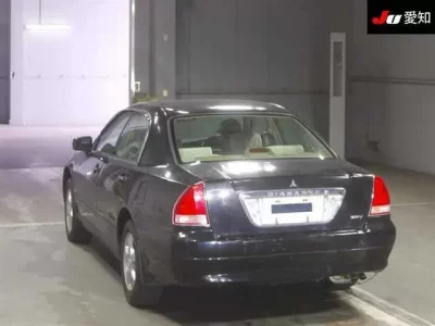 Mitsubishi DIAMANTE