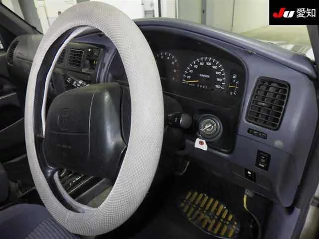 Toyota HILUX SURF