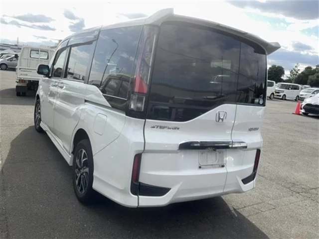 Honda STEP WAGON