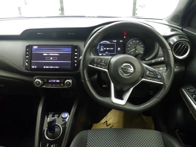 Nissan KIX