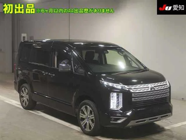 Mitsubishi DELICA D5