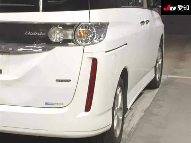 Mazda BIANTE