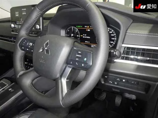 Mitsubishi OUTLANDER PHEV