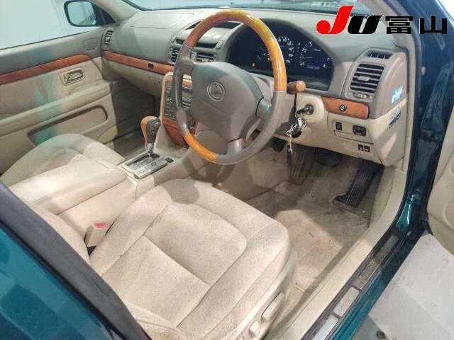 Toyota PROGRES