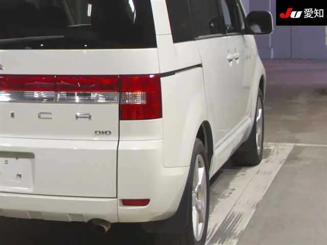 Mitsubishi DELICA D5