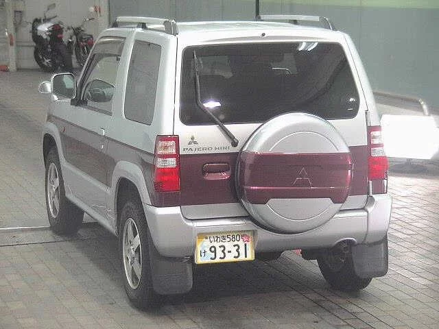 Mitsubishi PAJERO MINI