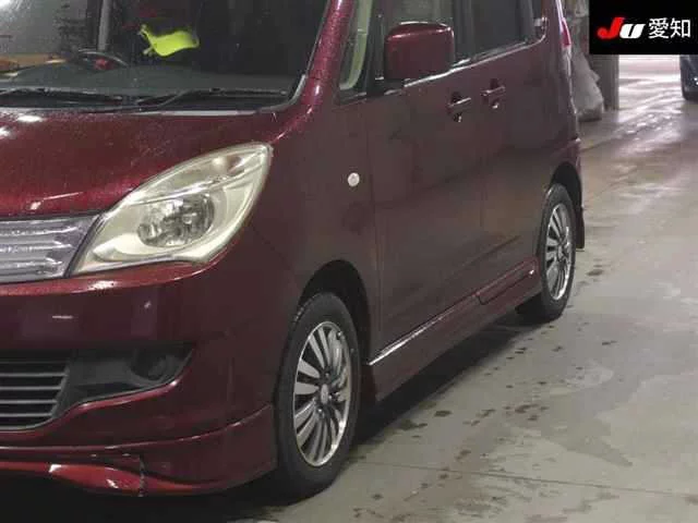 Mitsubishi DELICA D2