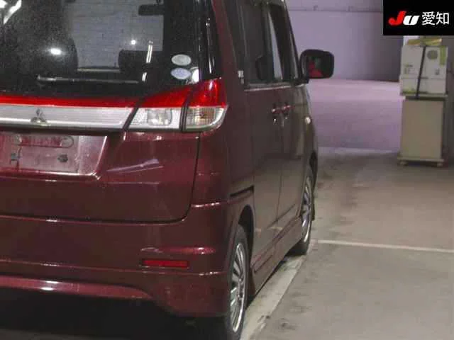 Mitsubishi DELICA D2