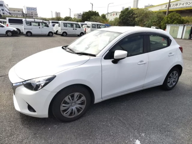 Mazda DEMIO