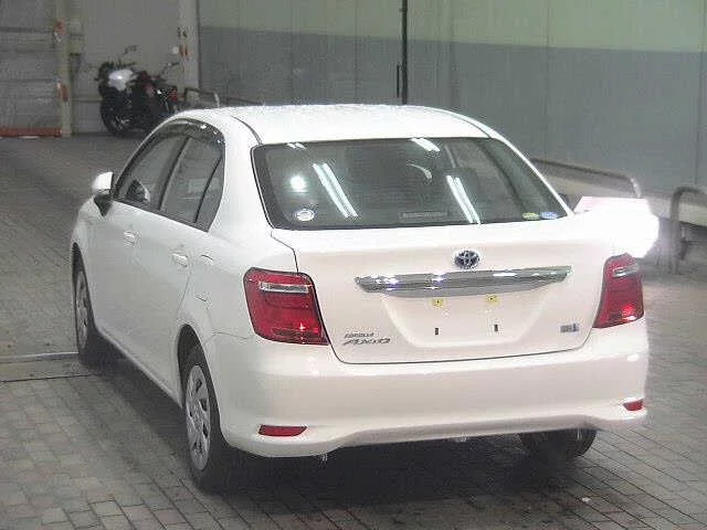 Toyota COROLLA AXIO