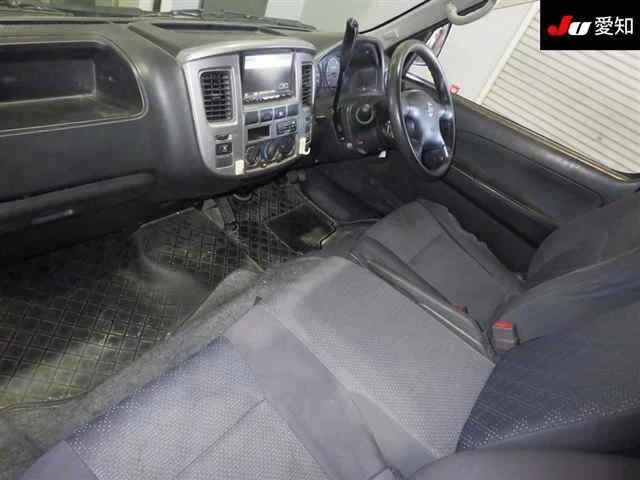 Nissan CARAVAN VAN