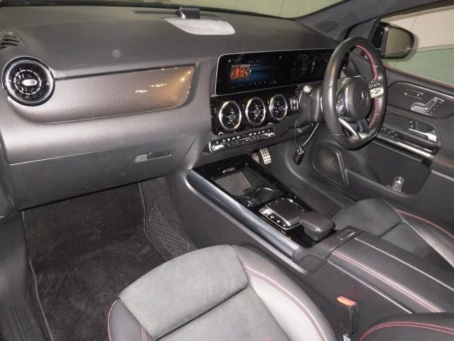 Mercedes-Benz B CLASS