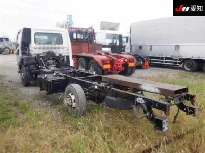 Mitsubishi FUSO FIGHTER