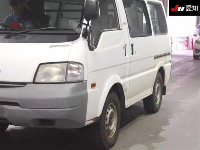 Mazda BONGO VAN