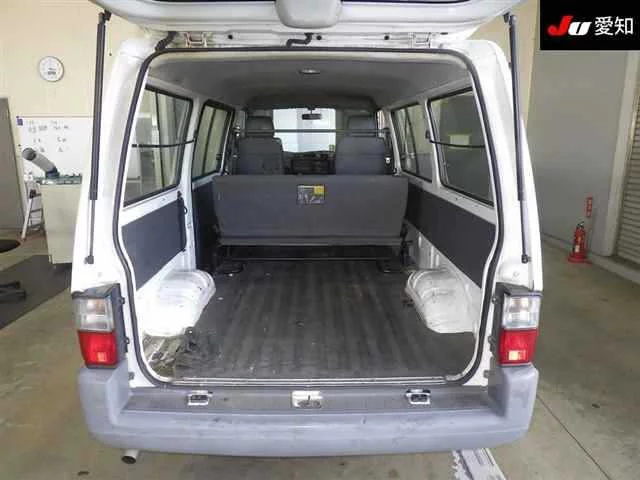 Mazda BONGO VAN