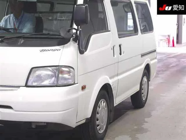 Mazda BONGO VAN