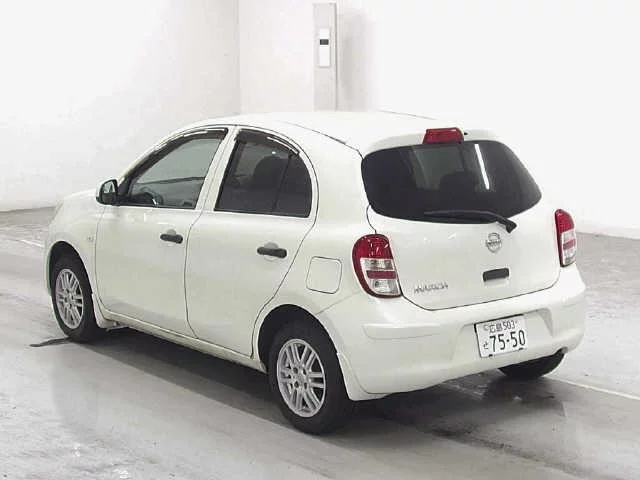 Nissan MARCH