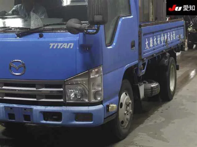 Mazda TITAN
