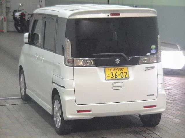 Suzuki SPACIA