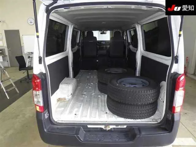 Nissan CARAVAN VAN