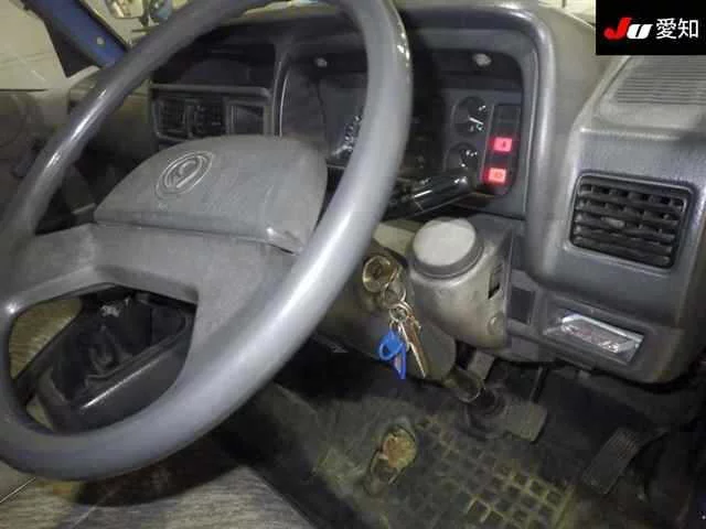 Mazda BONGO BRAWNY TRUCK