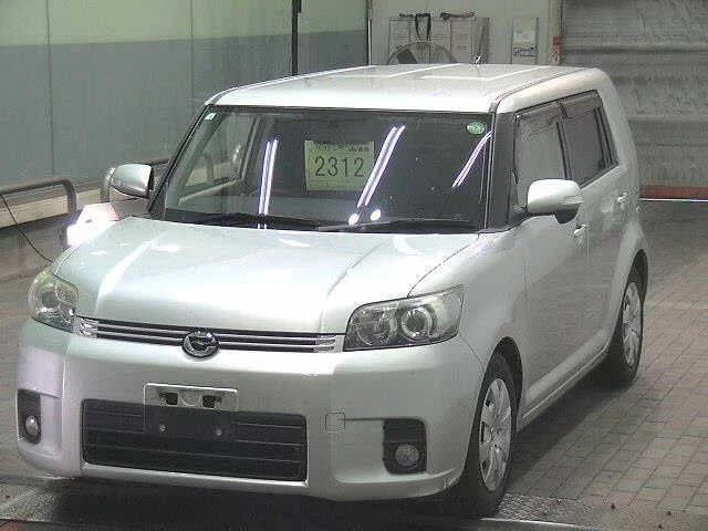 Toyota COROLLA RUMION