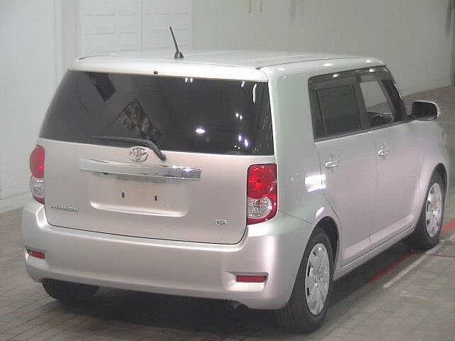 Toyota COROLLA RUMION