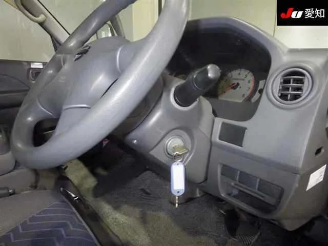 Nissan CARAVAN BUS