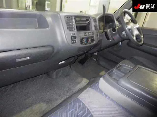 Nissan CARAVAN BUS