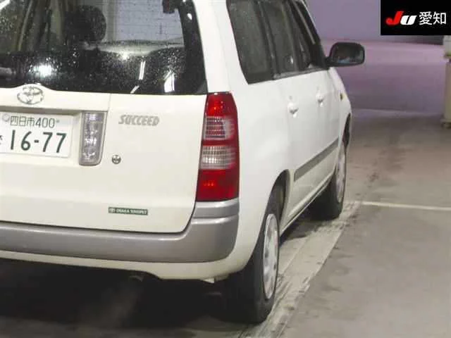 Toyota SUCCEED