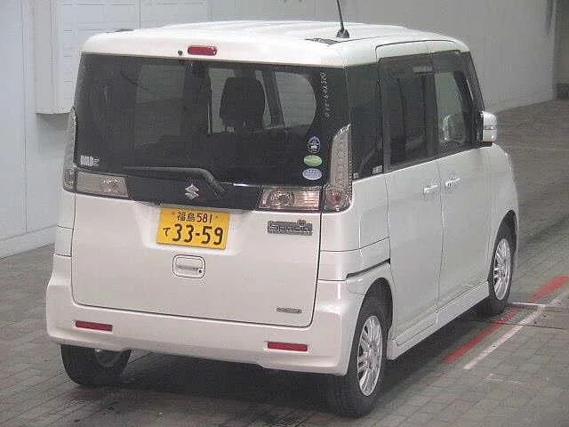 Suzuki SPACIA