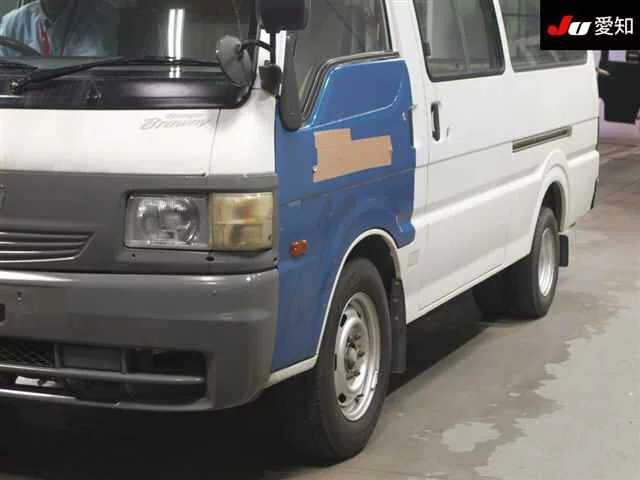 Mazda BONGO BRAWNY VAN