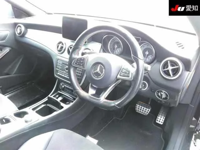 Mercedes-Benz CLA CLASS