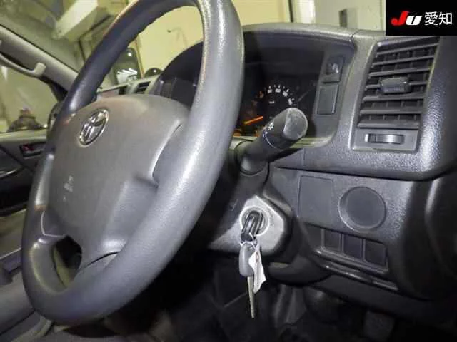 Toyota REGIUS ACE VAN