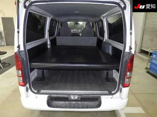 Toyota REGIUS ACE VAN