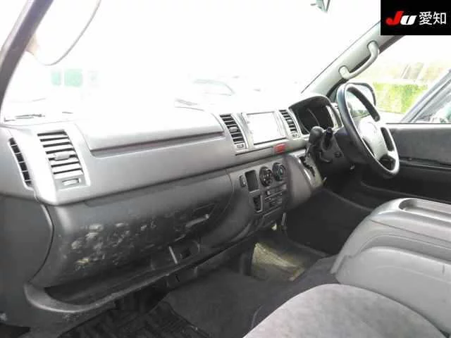 Toyota REGIUS ACE VAN