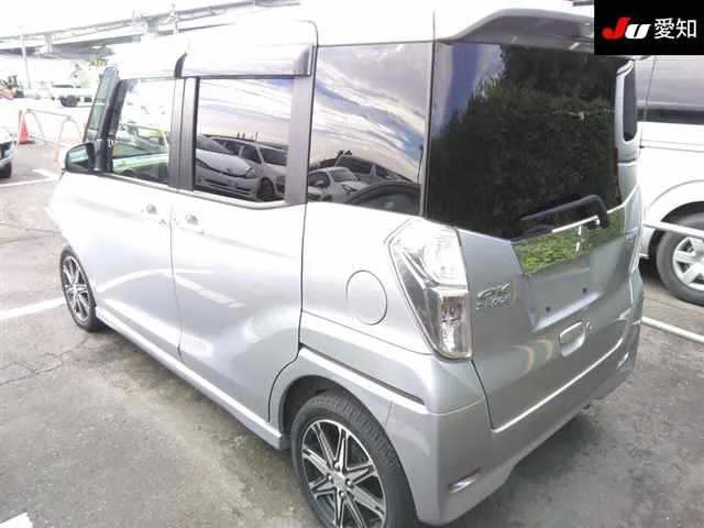 Mitsubishi EK SPACE