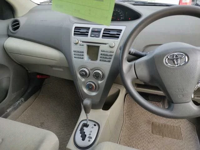 Toyota BELTA