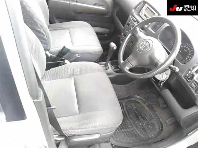 Toyota SUCCEED