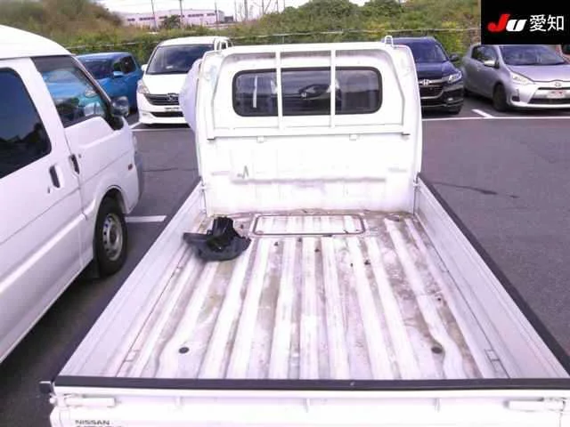 Nissan CLIPPER TRUCK