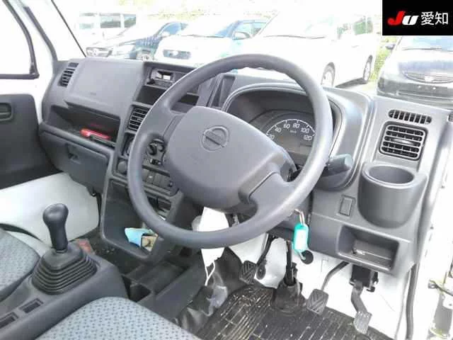 Nissan CLIPPER TRUCK