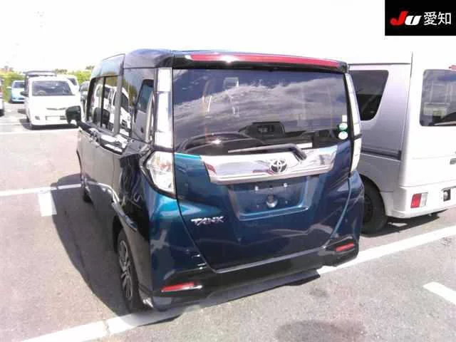 Toyota TANK