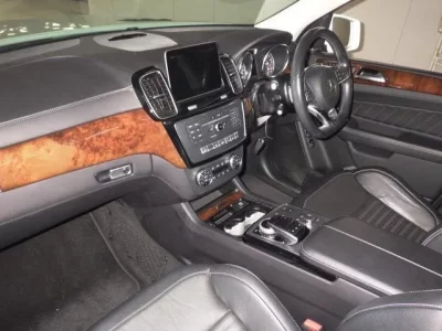 Mercedes-Benz GL CLASS