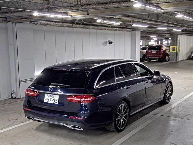 Mercedes-Benz E CLASS WAGON