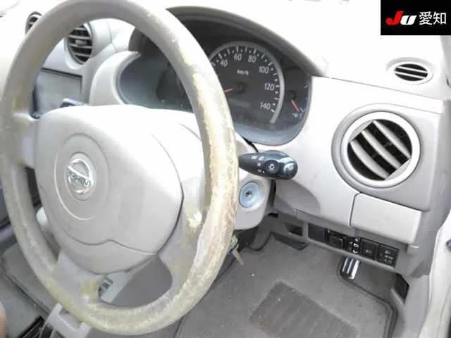 Nissan PINO