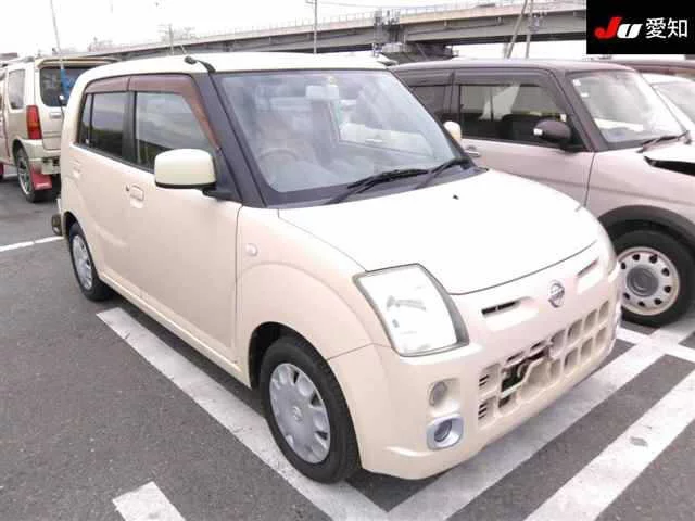 Nissan PINO