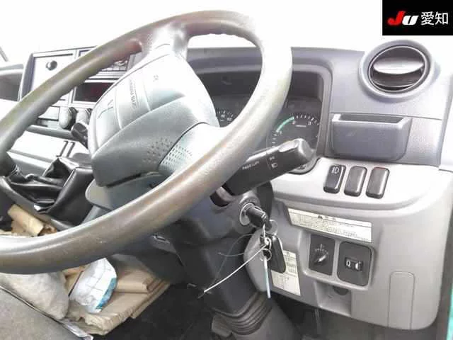 Mitsubishi FUSO TRUCK