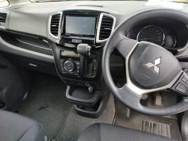 Mitsubishi DELICA D2